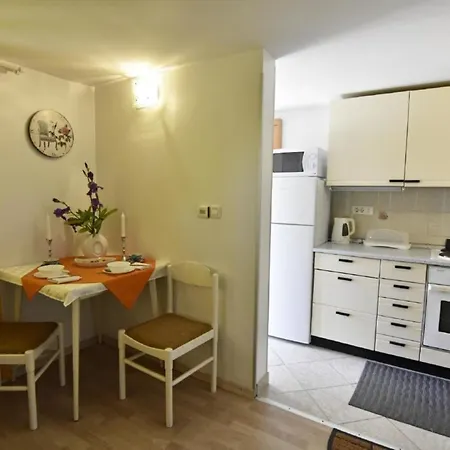 Klimatisierte In Savudrija Mit Grill, Garten Und Terrasse