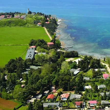 Klimatisierte In Savudrija Mit Grill, Garten Und Terrasse Basanija