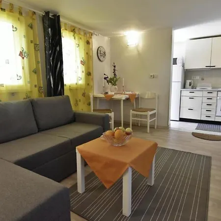 Klimatisierte In Savudrija Mit Grill, Garten Und Terrasse Apartment Basanija